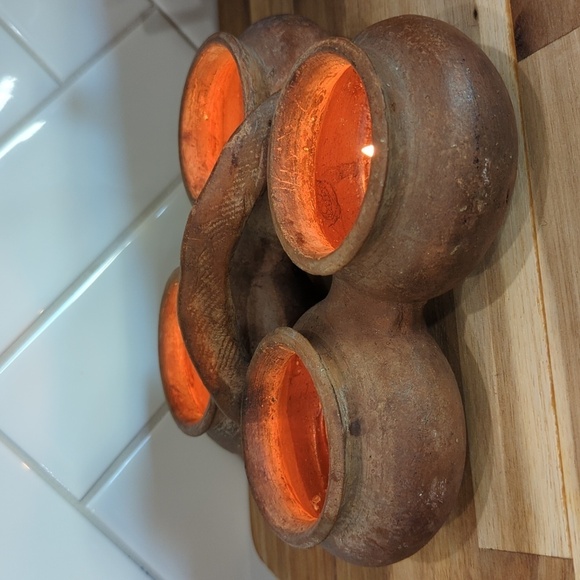 4 Section Primitive Rustic Clay Pot W/ Handle 8” x 8” x 3” - Picture 5 of 10